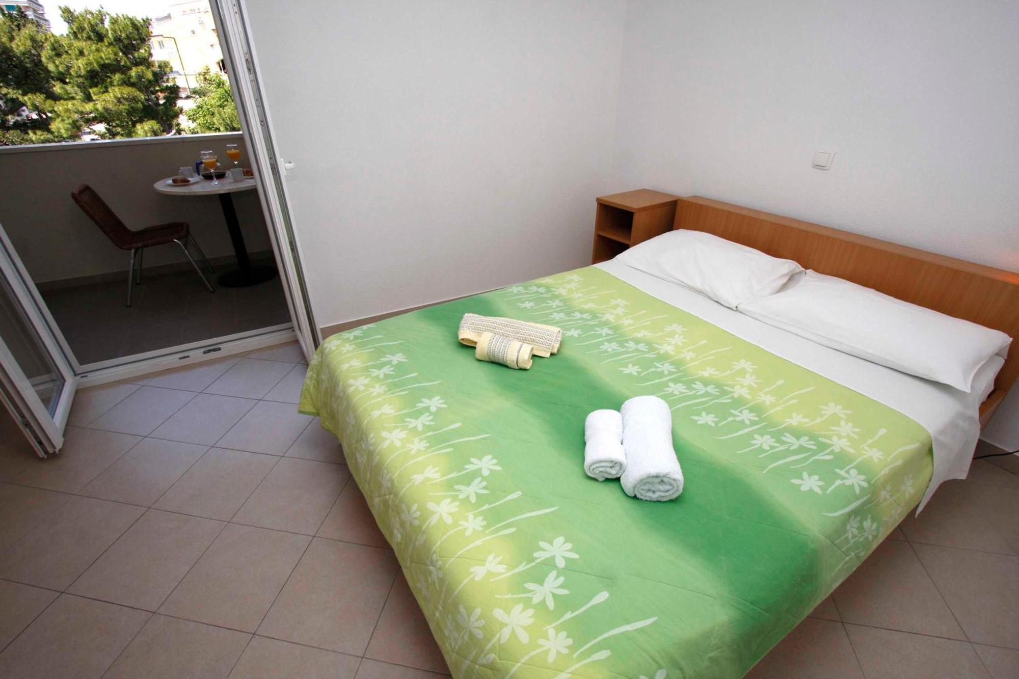 Apartmani Neva Makarska Exterior photo
