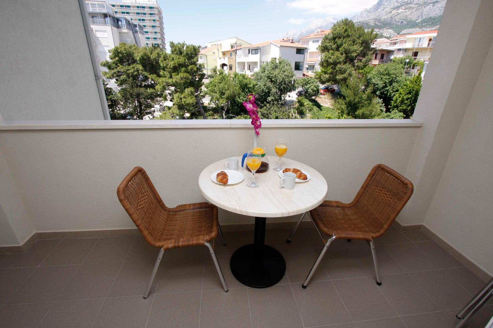 Apartmani Neva Makarska Exterior photo