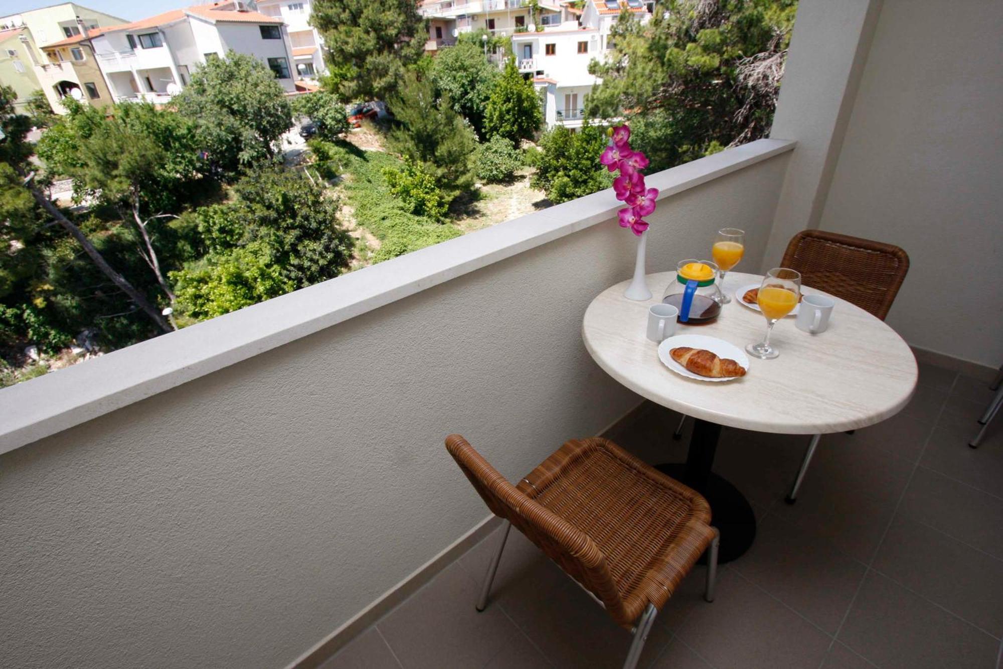 Apartmani Neva Makarska Exterior photo