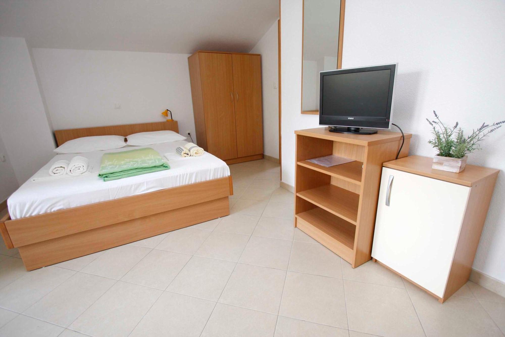 Apartmani Neva Makarska Exterior photo