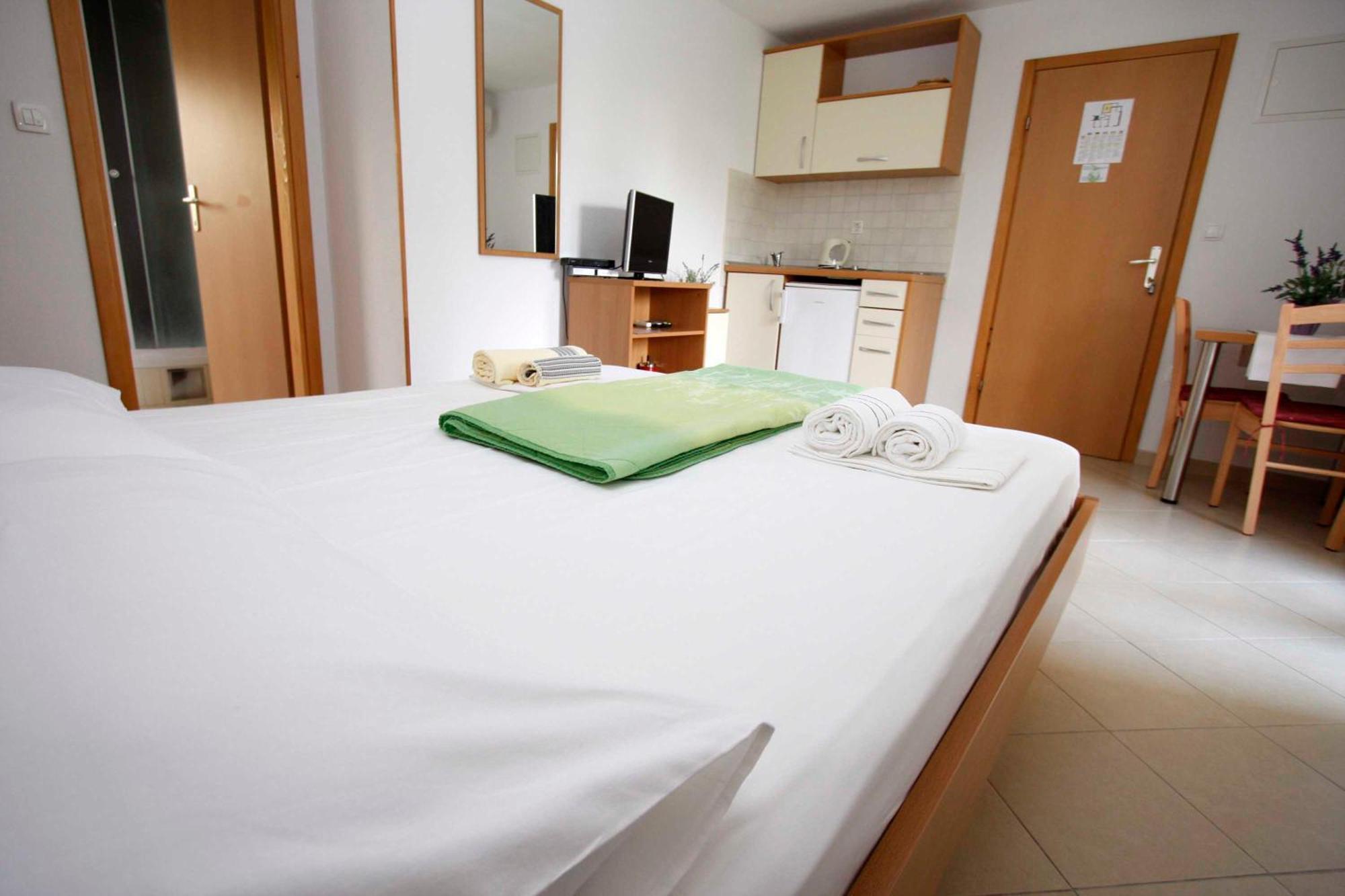 Apartmani Neva Makarska Exterior photo